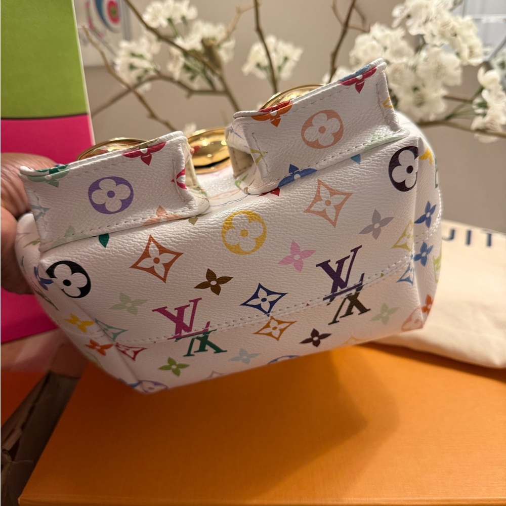 Louis Vuitton x Murakami Venice Backpack 2025 - Picture 8 of 16